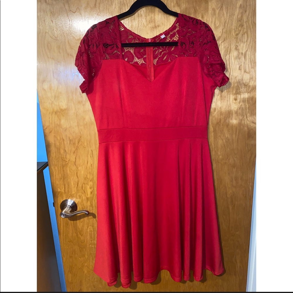 Red sweetheart short sleeve dress with lace